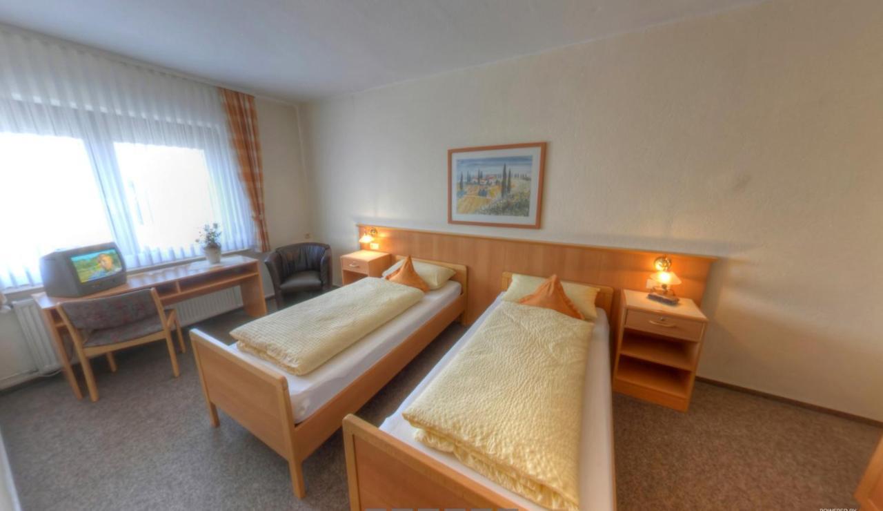 Hotel Gasthof Klusmeyer Bielefeld Bagian luar foto