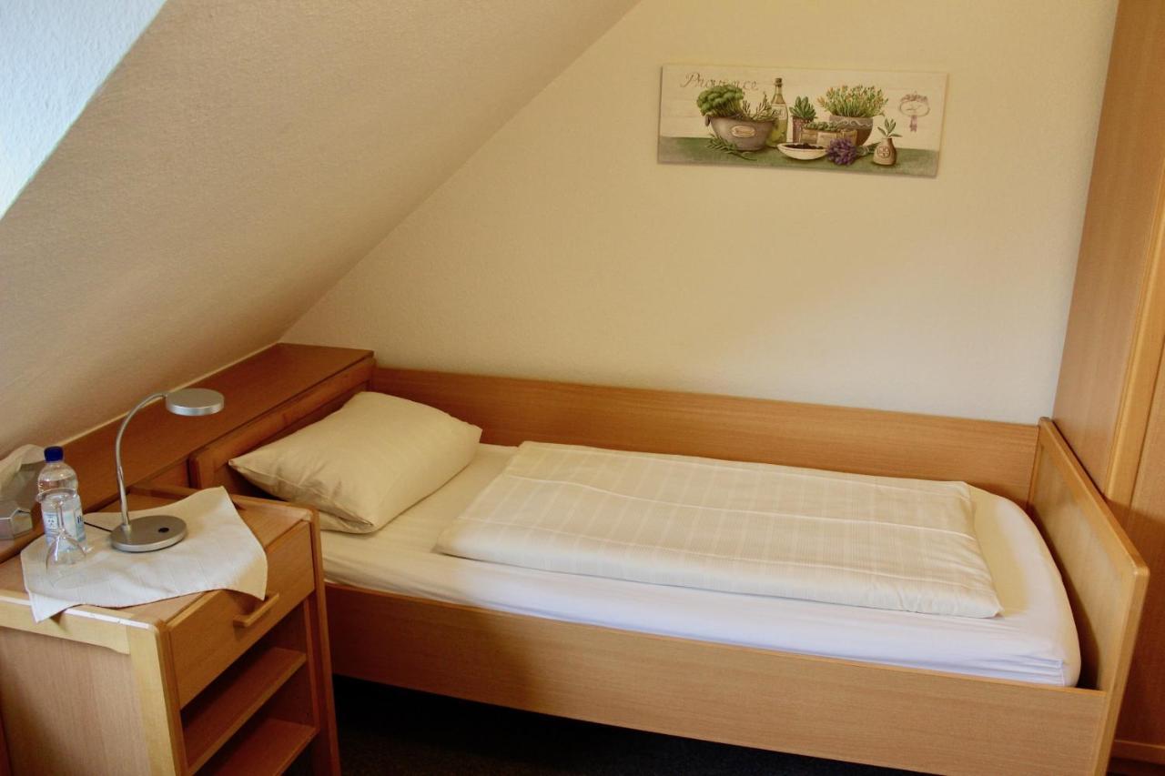Hotel Gasthof Klusmeyer Bielefeld Bagian luar foto